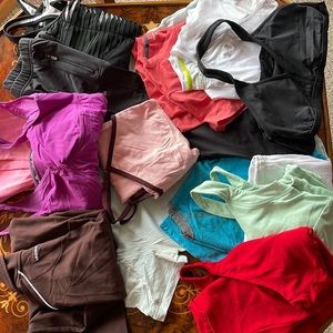 Lot WORKOUT WEAR SzM/6/8 lululemon Nike dance Under Armour tops tanks tights